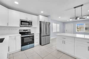 367 Phippen Waiters Rd 1 Dania Beach, FL 33004 - MLS#A11980365