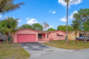 7749 Fairway Blvd Miramar, FL 33023 - MLS#A11980379