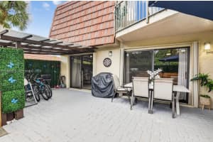 8181 Boca Rio Dr 8181 Boca Raton, FL 33433 - MLS#A11980405