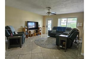 4613 30th Ter , Tamarac, FL 33309 - MLS#A11980435