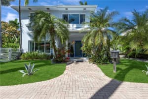 1121 Ne 85th St Miami, FL 33138 - MLS#A11980440