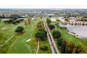 9200 N Hollybrook Lake Dr 303 Pembroke Pines, FL 33025 - MLS#A11980450