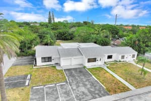 2419 Pierce St . Hollywood, FL 33020 - MLS#A11980451