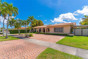 9310 Sw 20th St Miami, FL 33165 - MLS#A11980460