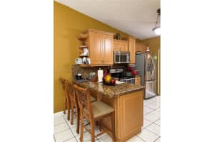 7792 W 29th Way 202, Hialeah