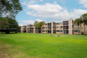 16400 Golf Club Rd 305 Weston, FL 33326 - MLS#A11980484