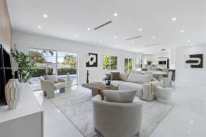 1840 Ne 199th St, Miami