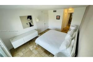 240 Galen Dr 314 Key Biscayne, FL 33149 - MLS#A11980507