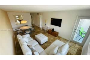 240 Galen Dr 314 Key Biscayne, FL 33149 - MLS#A11980507