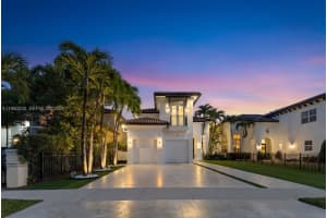 5790 Sw 34th St, Miami