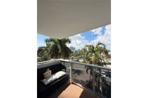 3140 S Ocean Dr 310, Hallandale Beach