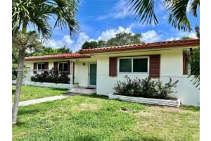 1431 Miller Rd Coral Gables, FL 33146 - MLS#A11980585