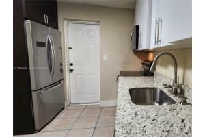 880 E 26th St Hialeah, FL 33013 - MLS#A11980589