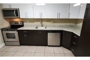 880 E 26th St Hialeah, FL 33013 - MLS#A11980589