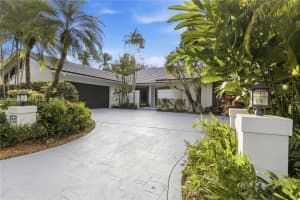 11028 Sw 77th Ct Cir Pinecrest, FL 33156 - MLS#A11980622