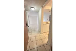 7125 Nw 186th St B110, Hialeah