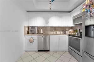 3500 Coral Way Ph-10 Miami, FL 33145 - MLS#A11980637