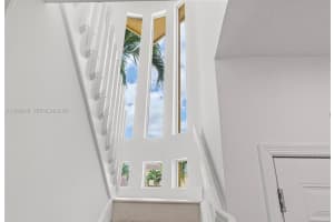 11407 S Lakeview Dr Coral Springs, FL 33071 - MLS#A11980649