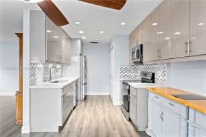 14600 Lucy Dr Delray Beach, FL 33484 - MLS#A11980667