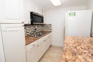 2203 Nw 55th Ter Lauderhill, FL 33313 - MLS#A11980674