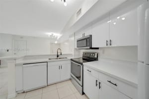 2620 S University Dr 109 Davie, FL 33328 - MLS#A11980700