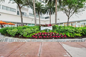 7135 Collins Ave APT 605, Miami Beach, FL 33141, - MLS#A11980730