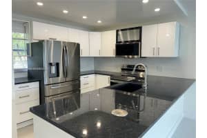 3550 Ne 169th St 303 North Miami Beach, FL 33160 - MLS#A11980741