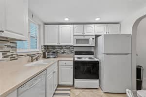 6650 Royal Palm Blvd 207c, Margate