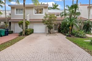 10252 Nw 52nd Ter, Doral