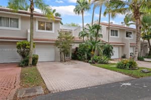 10252 Nw 52nd Ter Doral, FL 33178 - MLS#A11980858