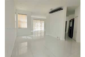 8402 Nw 114th Path 8402 Doral, FL 33178 - MLS#A11980864