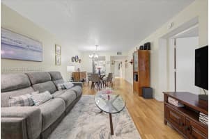 1600 Sw 127th Way 102c Pembroke Pines, FL 33027 - MLS#A11980873