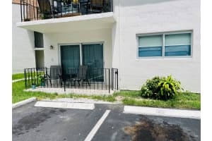 9520 Sw 8th St 123 Miami, FL 33174 - MLS#A11980882