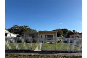 840 Nw 130th St, North Miami