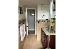 13715 Kendale Lakes Cir A-304 Miami, FL 33183 - MLS#A11980985