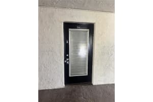 9400 Lime Bay Blvd 206 Tamarac, FL 33321 - MLS#A11981067