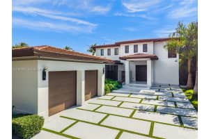 710 S Shore Dr Miami Beach, FL 33141 - MLS#A11981087