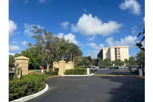 800 Ne 195th St 501 Miami, FL 33179 - MLS#A11981104