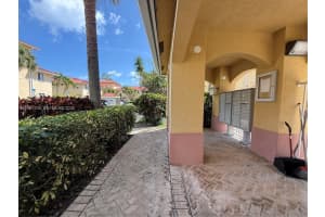 2032 Ne 167th St 3-136 North Miami Beach, FL 33162 - MLS#A11981105