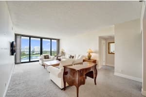 20281 E Country Club Dr 1703 Aventura, FL 33180 - MLS#A11981110