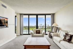 20281 E Country Club Dr 1703 Aventura, FL 33180 - MLS#A11981110