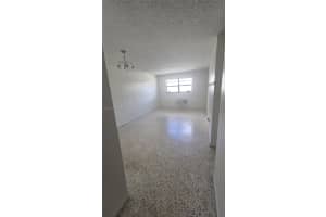 142 SW 18th Ave APT 30, Miami, FL 33135, - MLS#A11981132