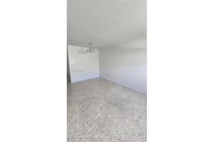 142 SW 18th Ave APT 30, Miami, FL 33135, - MLS#A11981132