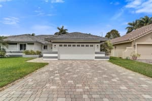 1741 W Oak Knoll Cir Davie, FL 33324 - MLS#A11981153