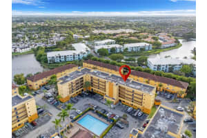 14961 Sw 82nd Ln 21-402 Miami, FL 33193 - MLS#A11981165