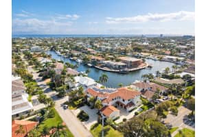 2300 Ne 34th Ct Lighthouse Point, FL 33064 - MLS#A11981170