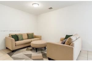 380 Ne 37th Ter Homestead, FL 33033 - MLS#A11981171