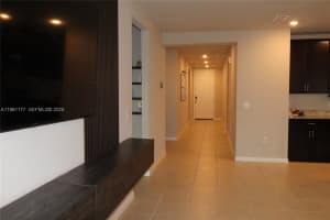 920 Cambridge Dr Winter Haven, FL 33881 - MLS#A11981177