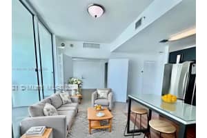 300 S Biscayne Blvd 2703 Miami, FL 33131 - MLS#A11981199