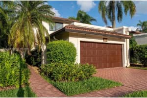 4957 Nw 93rd Doral Pl . Doral, FL 33178 - MLS#A11981200